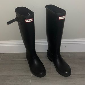 Hunter tall rain boots, worn 1x only.